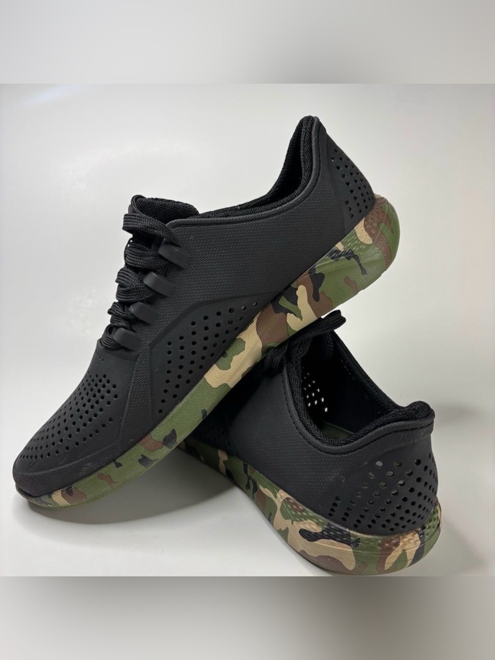 CROCS Literide by Crocs Camo/Black Pacer Shoes M8 W10 Perforated waterproof - Picture 4 of 10